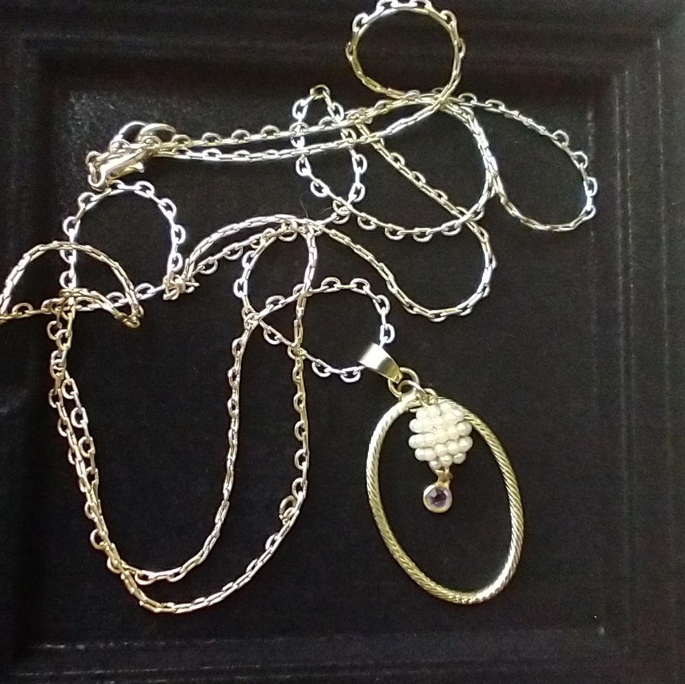 Gold toned Necklace
